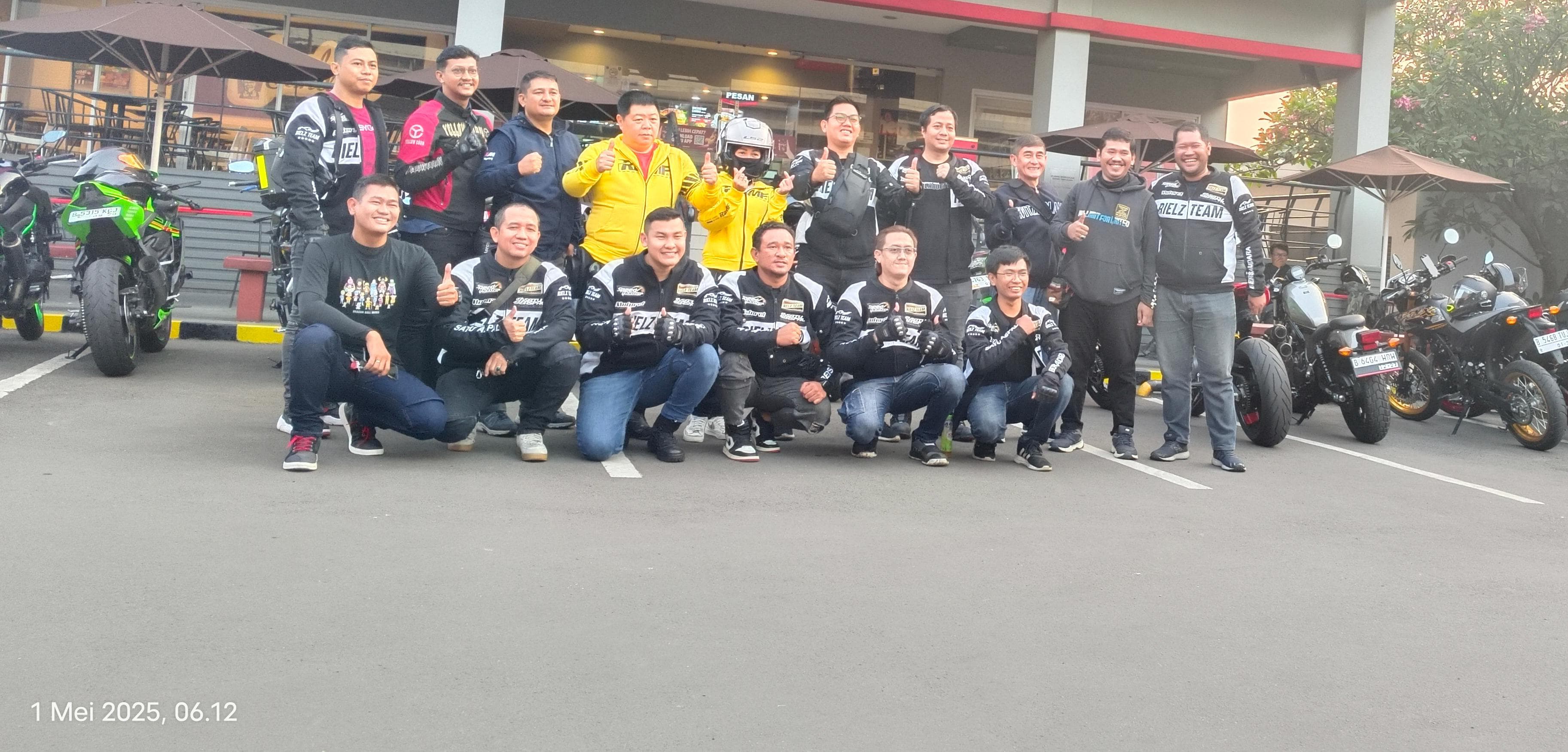 Gas Pagi Hari Buruh! Dua Komunitas Motor Satukan Energi dalam “Mayday Morning Ride”